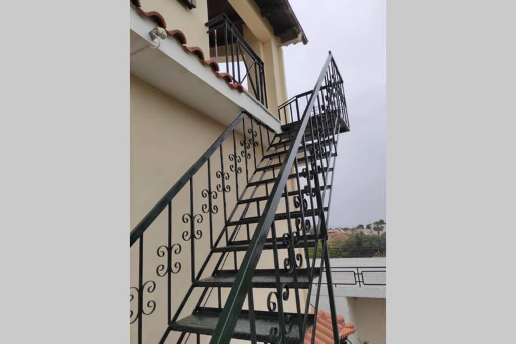 הוילה Artemis Penthouse 10 Minute From National Airport מראה חיצוני תמונה