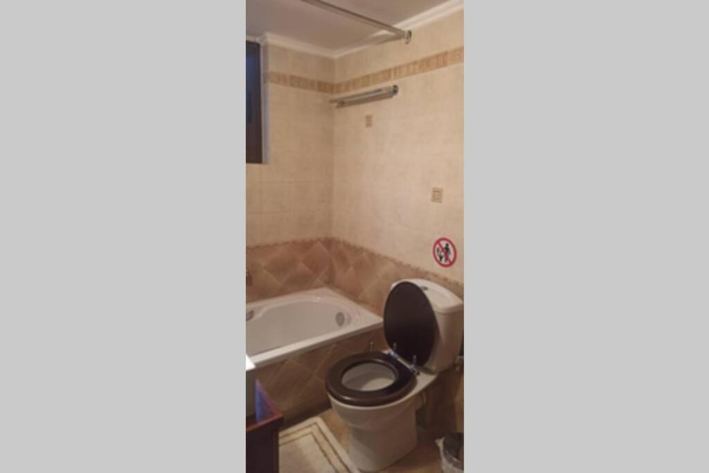 הוילה Artemis Penthouse 10 Minute From National Airport מראה חיצוני תמונה